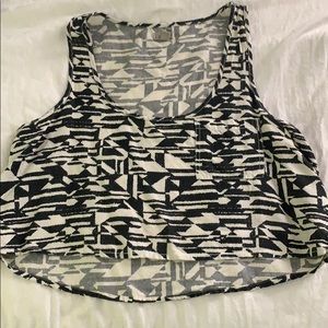 Patterned urban outfitters tank top/ crop top